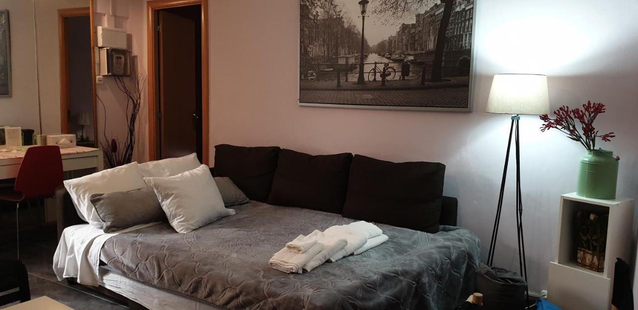 Subway Station Apartment Near Camp Nou L’Hospitalet de Llobregat Zewnętrze zdjęcie