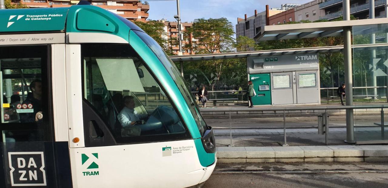 Subway Station Apartment Near Camp Nou L’Hospitalet de Llobregat Zewnętrze zdjęcie