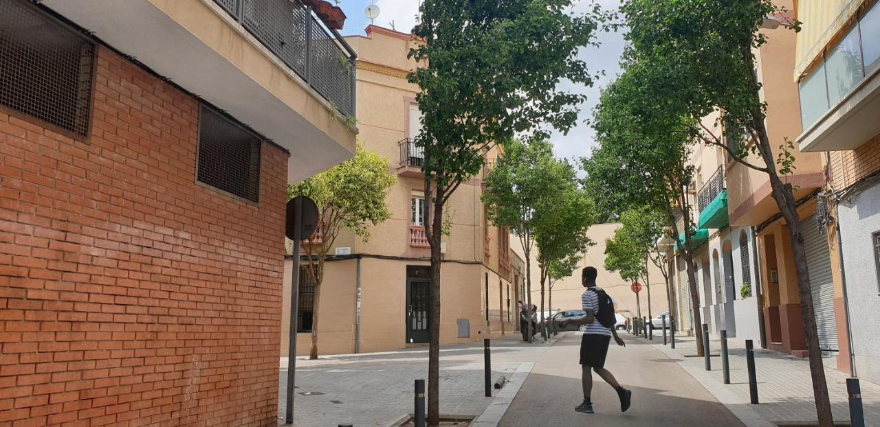 Subway Station Apartment Near Camp Nou L’Hospitalet de Llobregat Zewnętrze zdjęcie