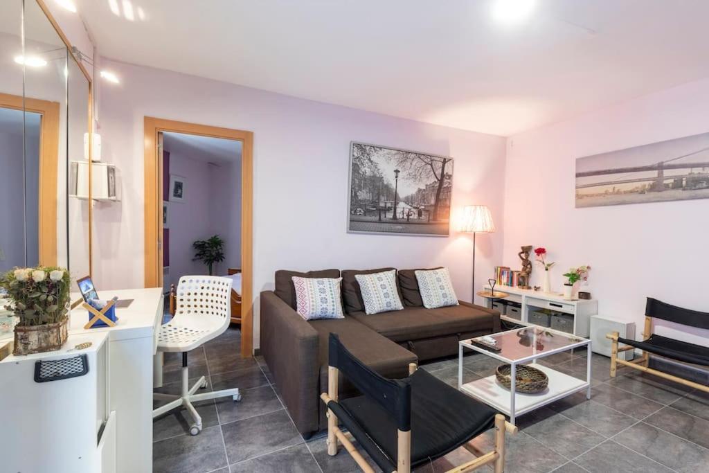 Subway Station Apartment Near Camp Nou L’Hospitalet de Llobregat Zewnętrze zdjęcie