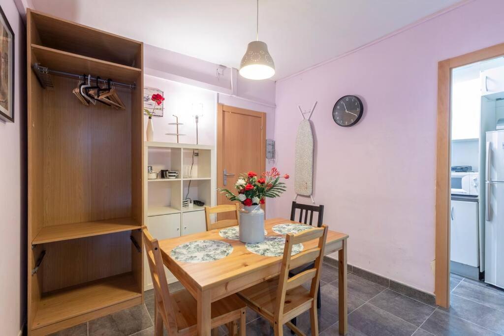 Subway Station Apartment Near Camp Nou L’Hospitalet de Llobregat Zewnętrze zdjęcie