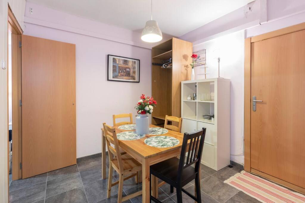 Subway Station Apartment Near Camp Nou L’Hospitalet de Llobregat Zewnętrze zdjęcie